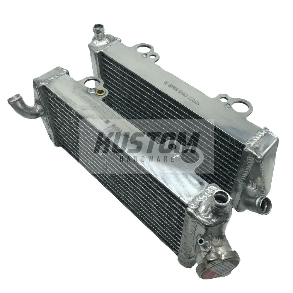 Set Radiator Kustom Hardware (17K-R168L & 17K-R168R)