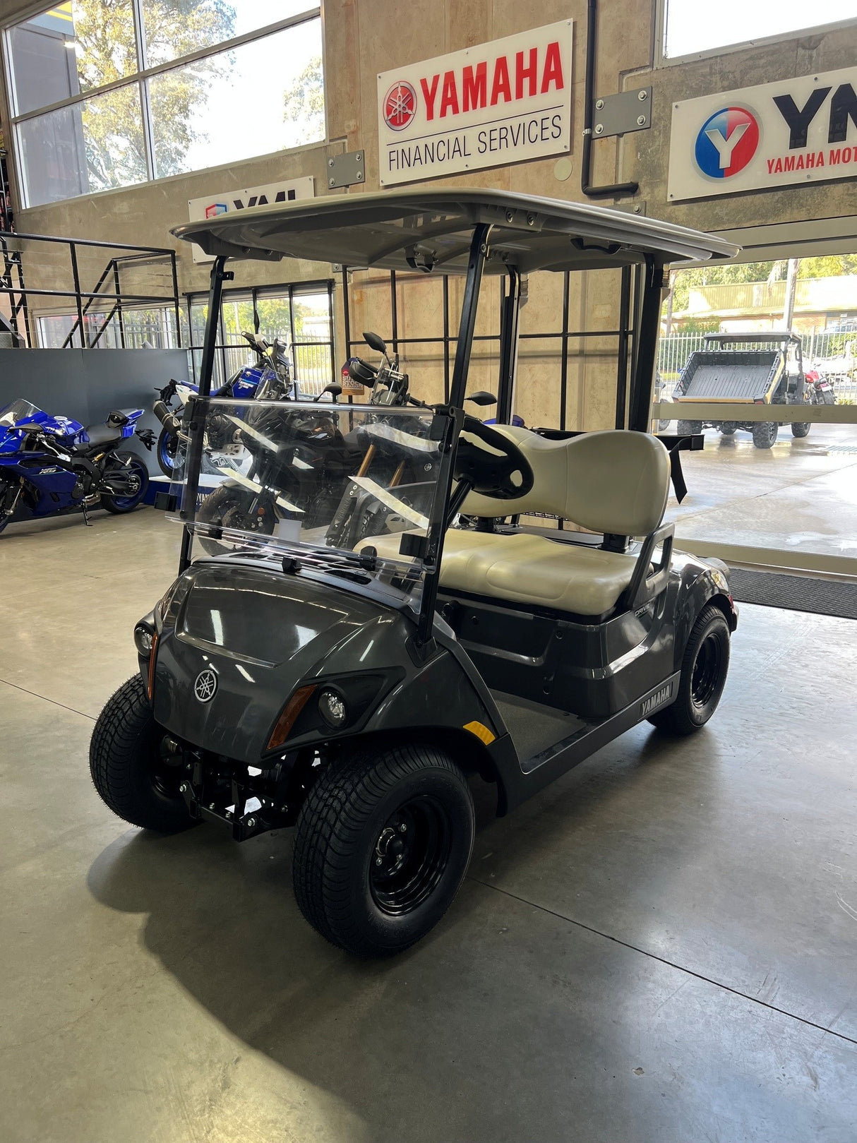 Yamaha PTV Petrol Golf Car