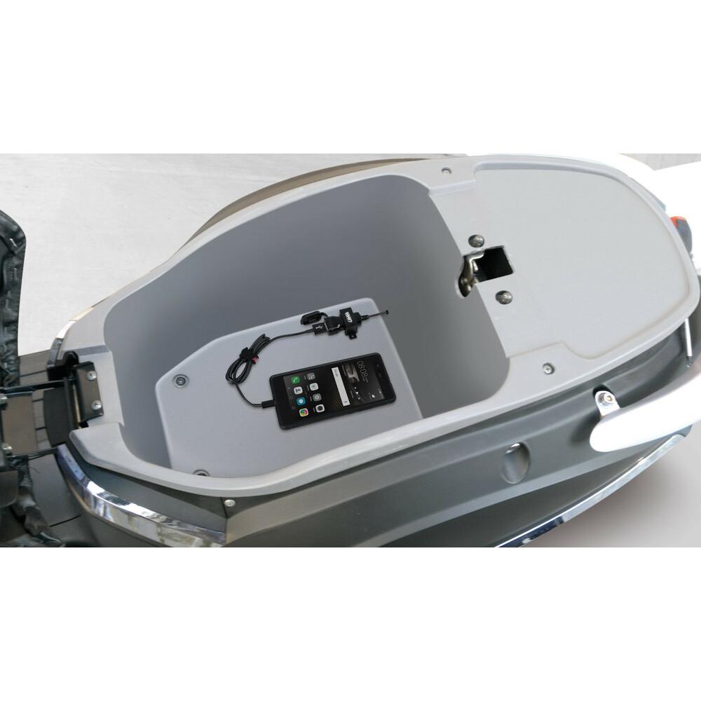 LAMPA FIXED USB CHARGER AND BASE