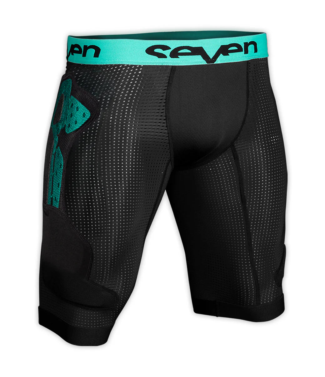 Seven 24.1 C/O Fusion Compression Short