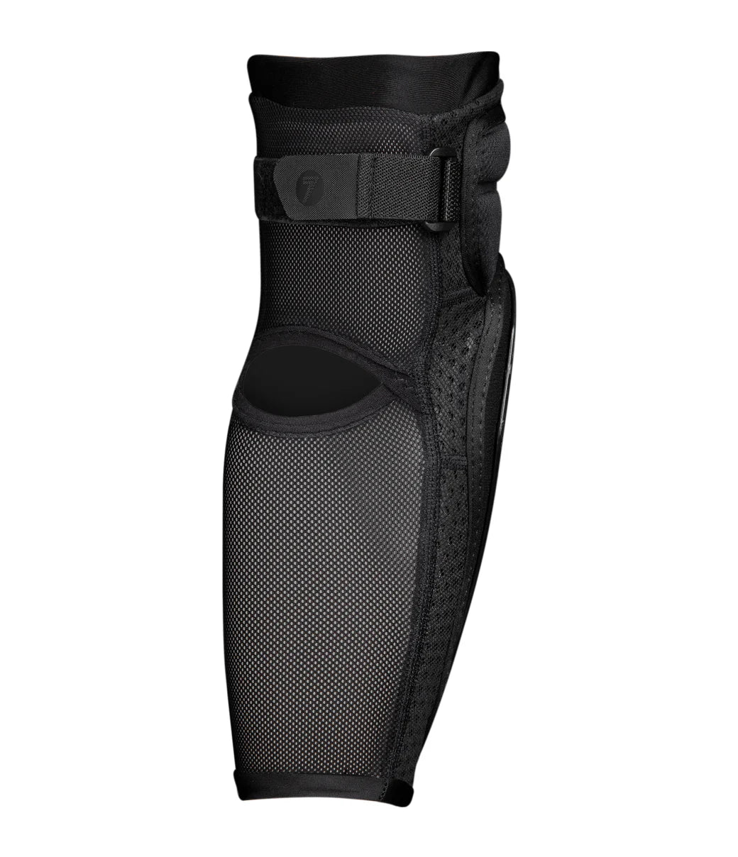 Seven 24.1 C/O Stratus - Protection