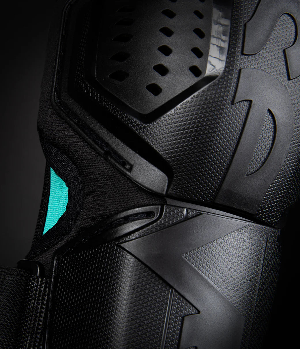 Seven 24.1 C/O Unite - Protection