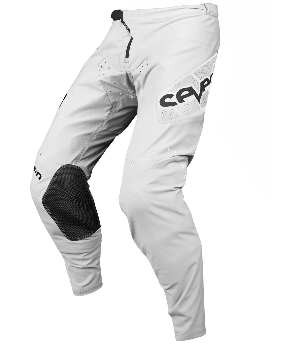 Seven Zero Staple White