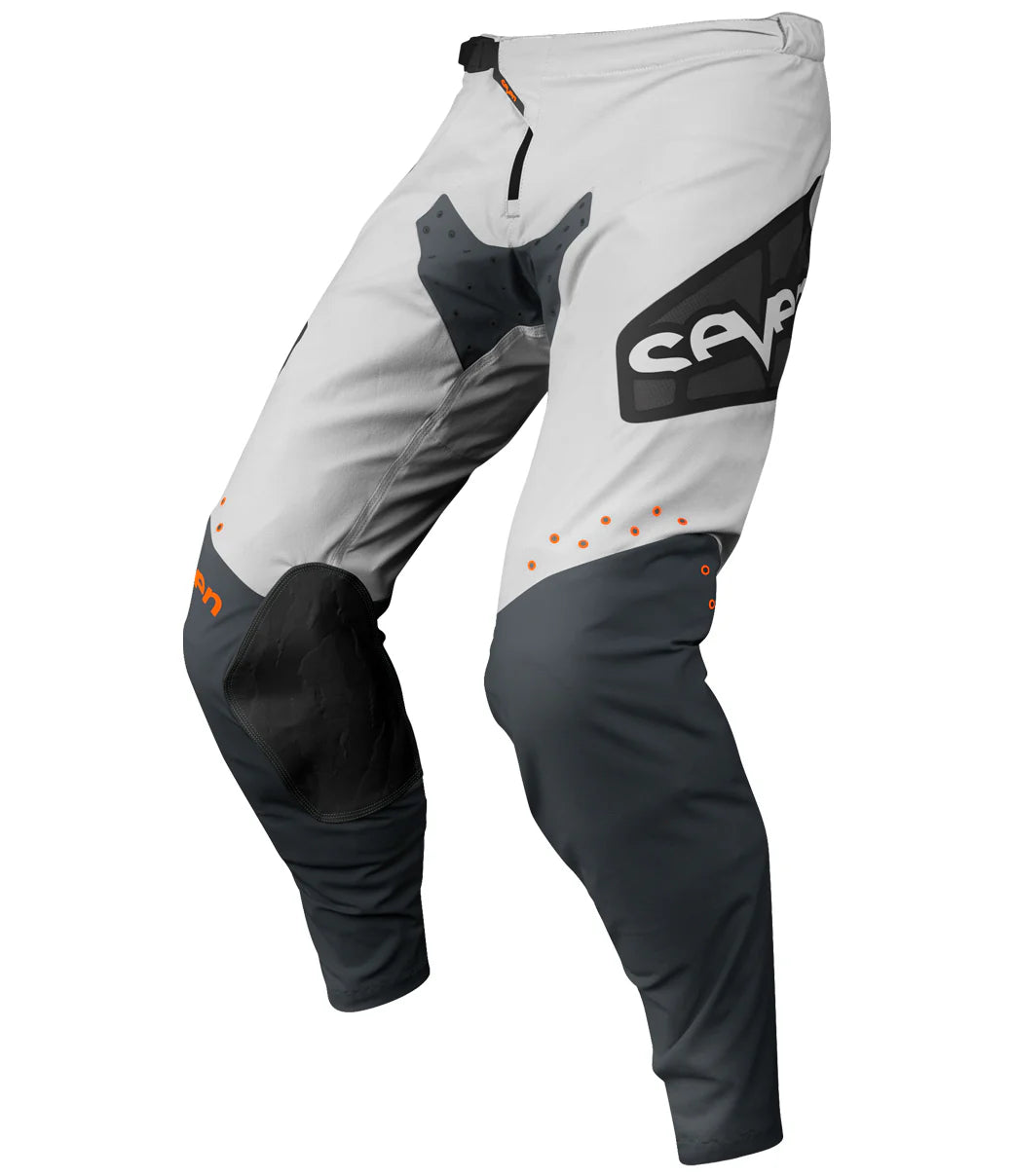 Seven Zero Vanguard White