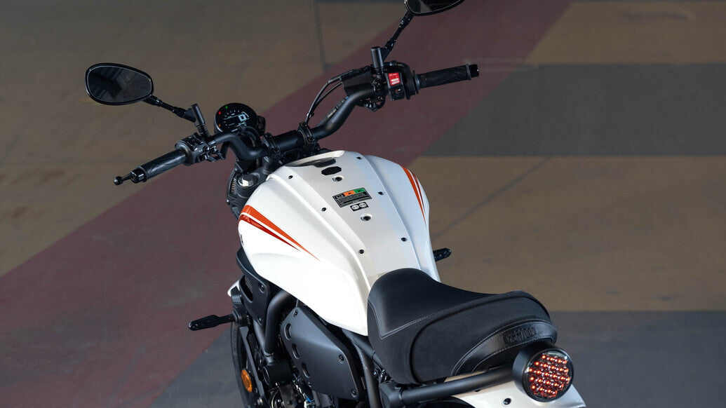2024 Yamaha XSR700