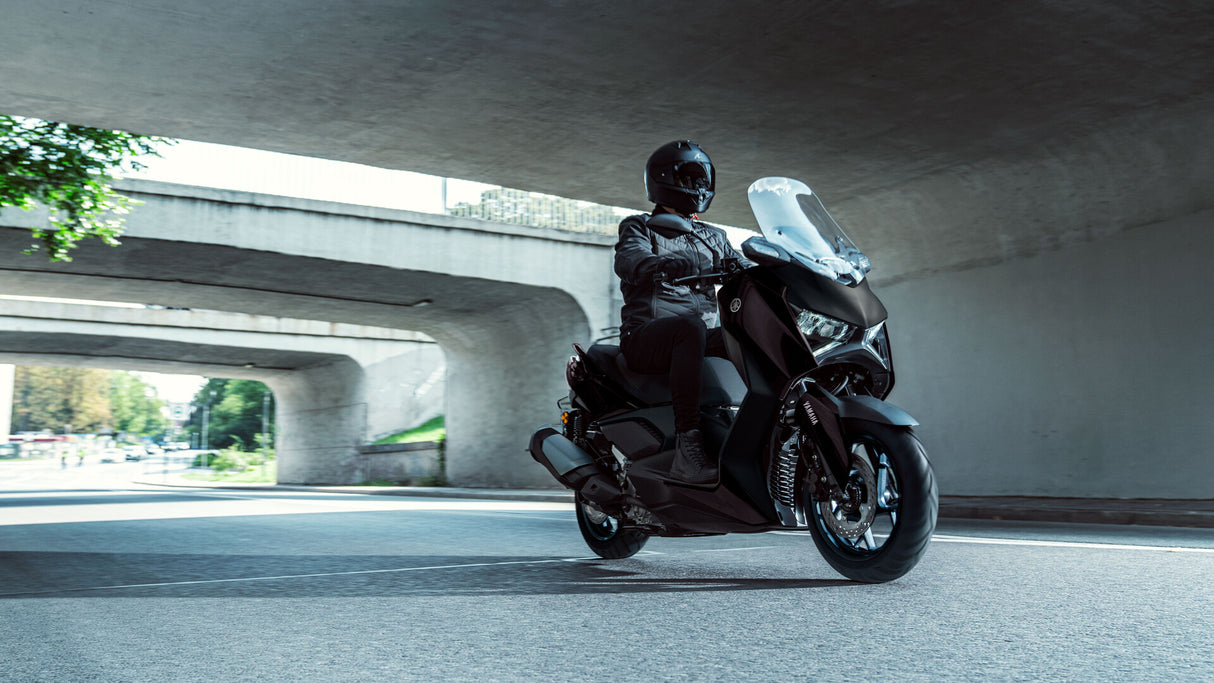 2025 Yamaha XMAX 300