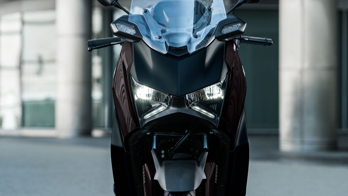 2025 Yamaha XMAX 300
