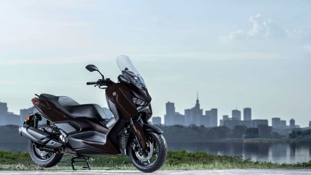2025 Yamaha XMAX 300