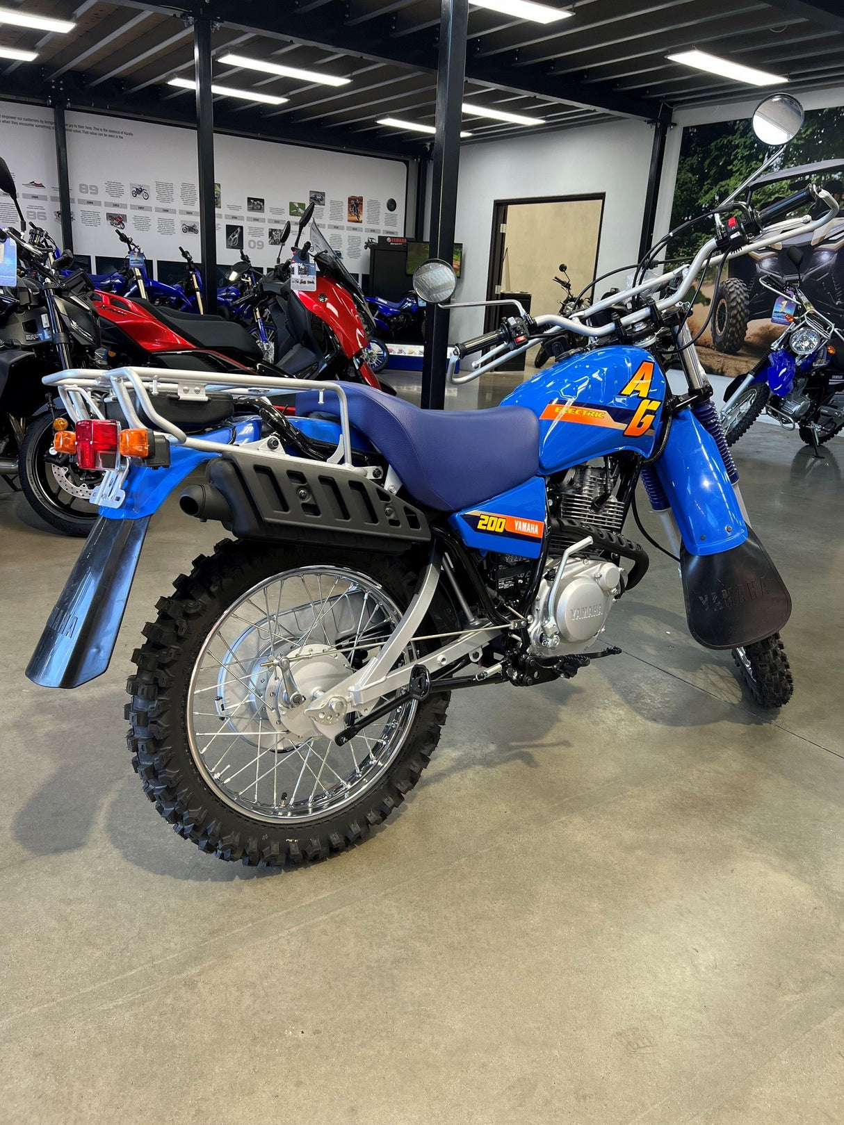 2024 Yamaha AG200F Blue