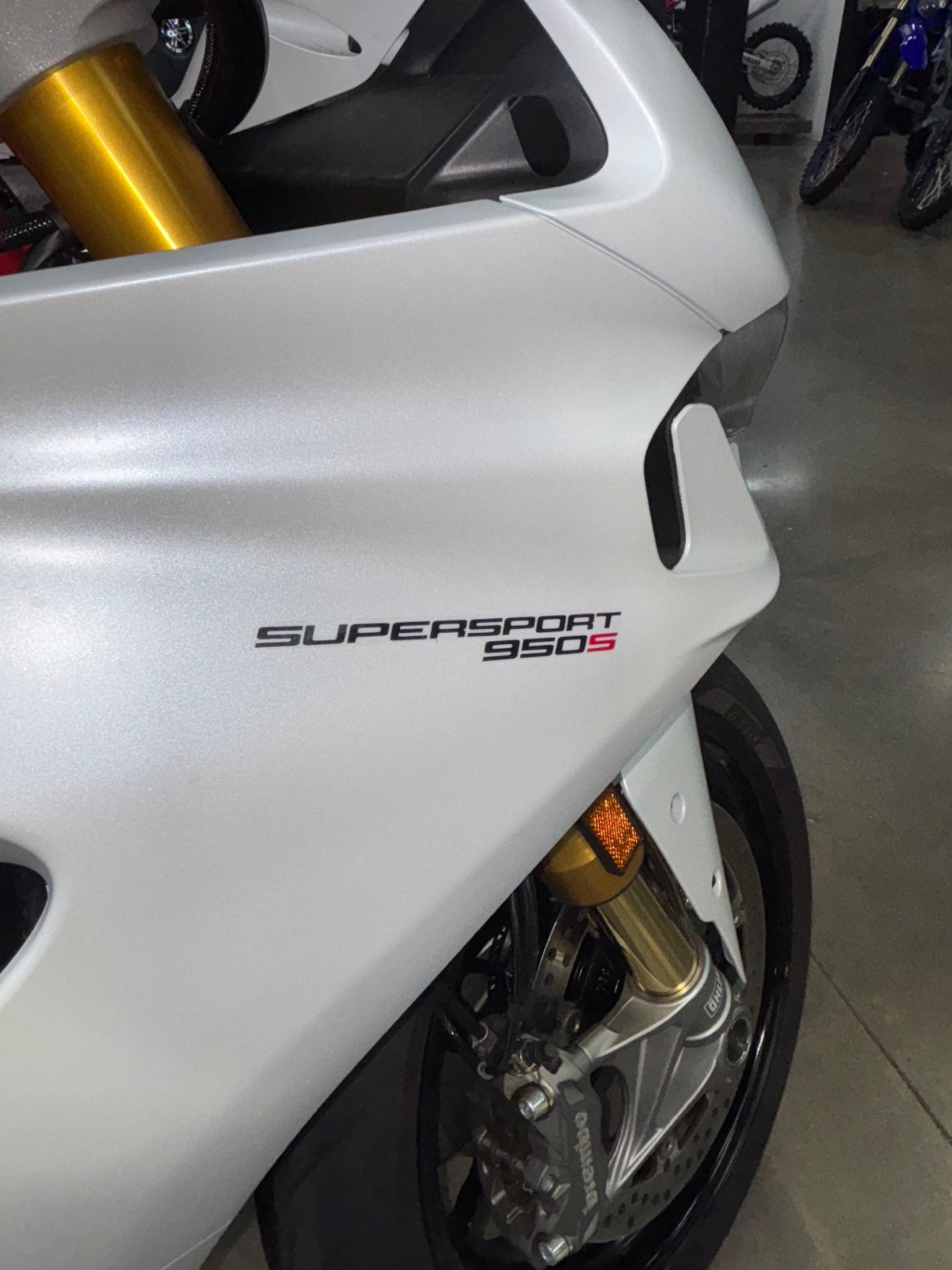 2023 DUCATI SUPERSPORT S 950