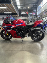 2025 Honda CBR650R E-Clutch