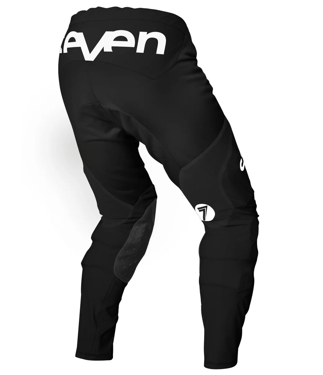 Seven 24.1 C/O Rival Staple Black Youth