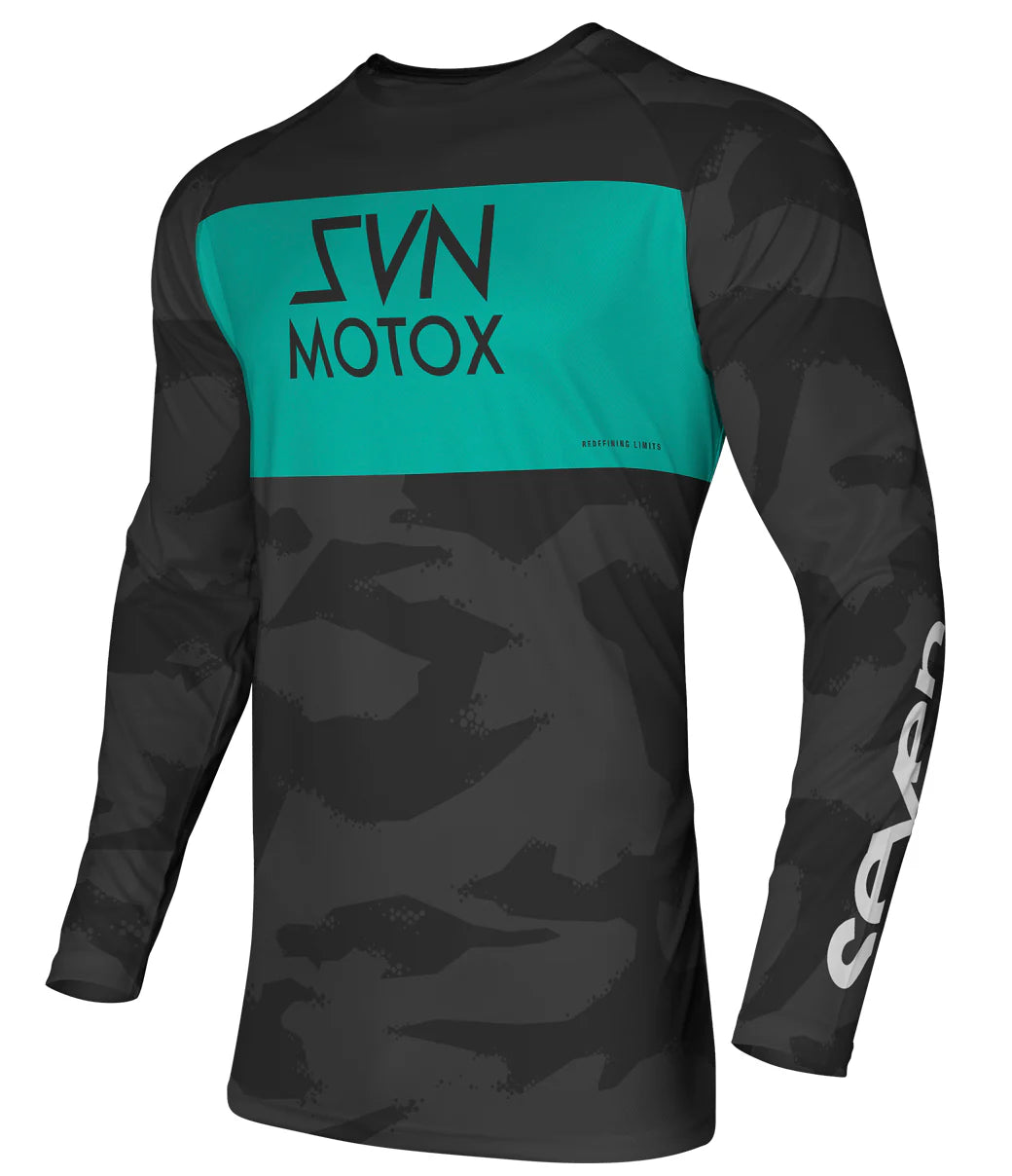 Seven Vox Pursuit Black